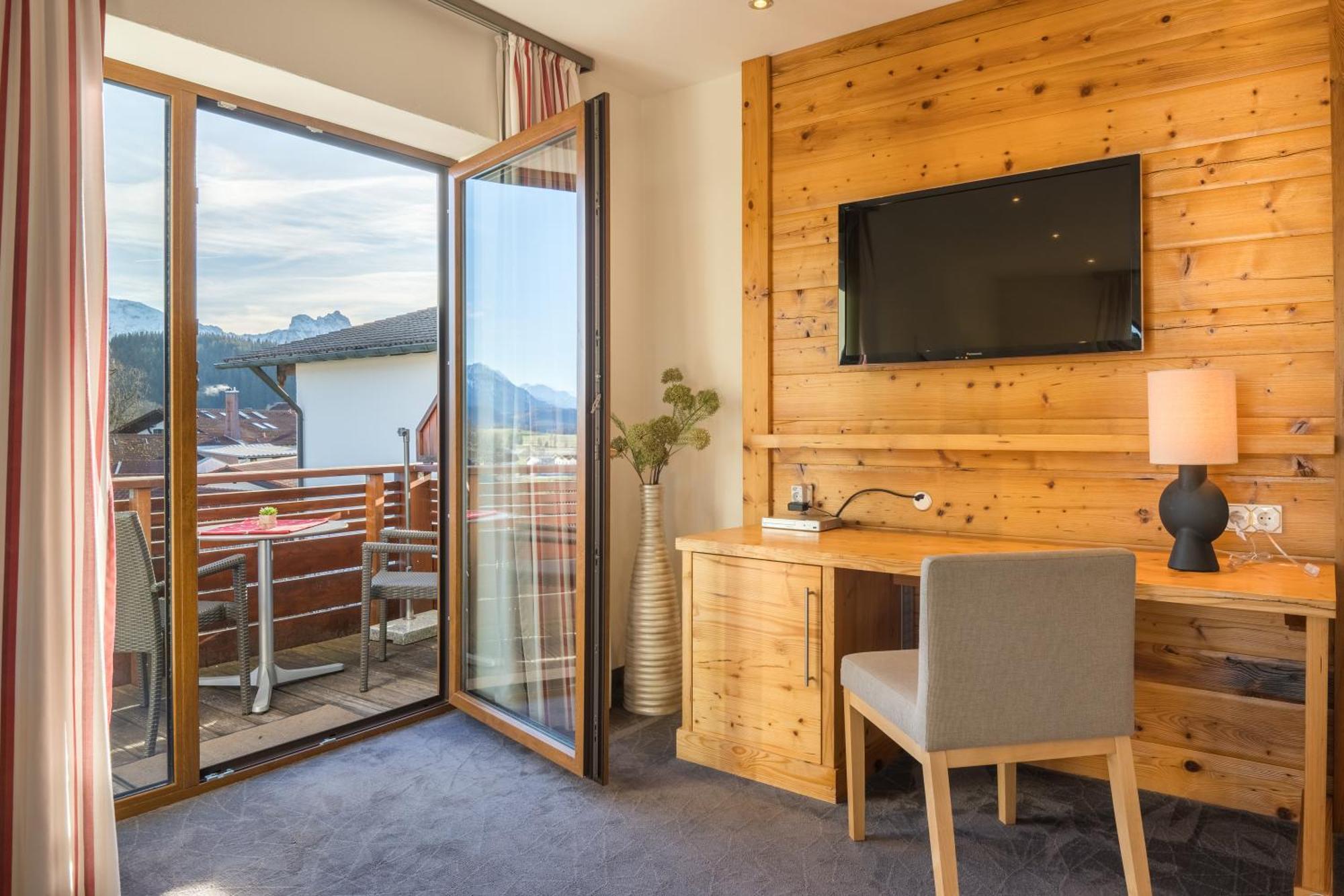 Landhotel Gockelwirt Eisenberg  Zewnętrze zdjęcie