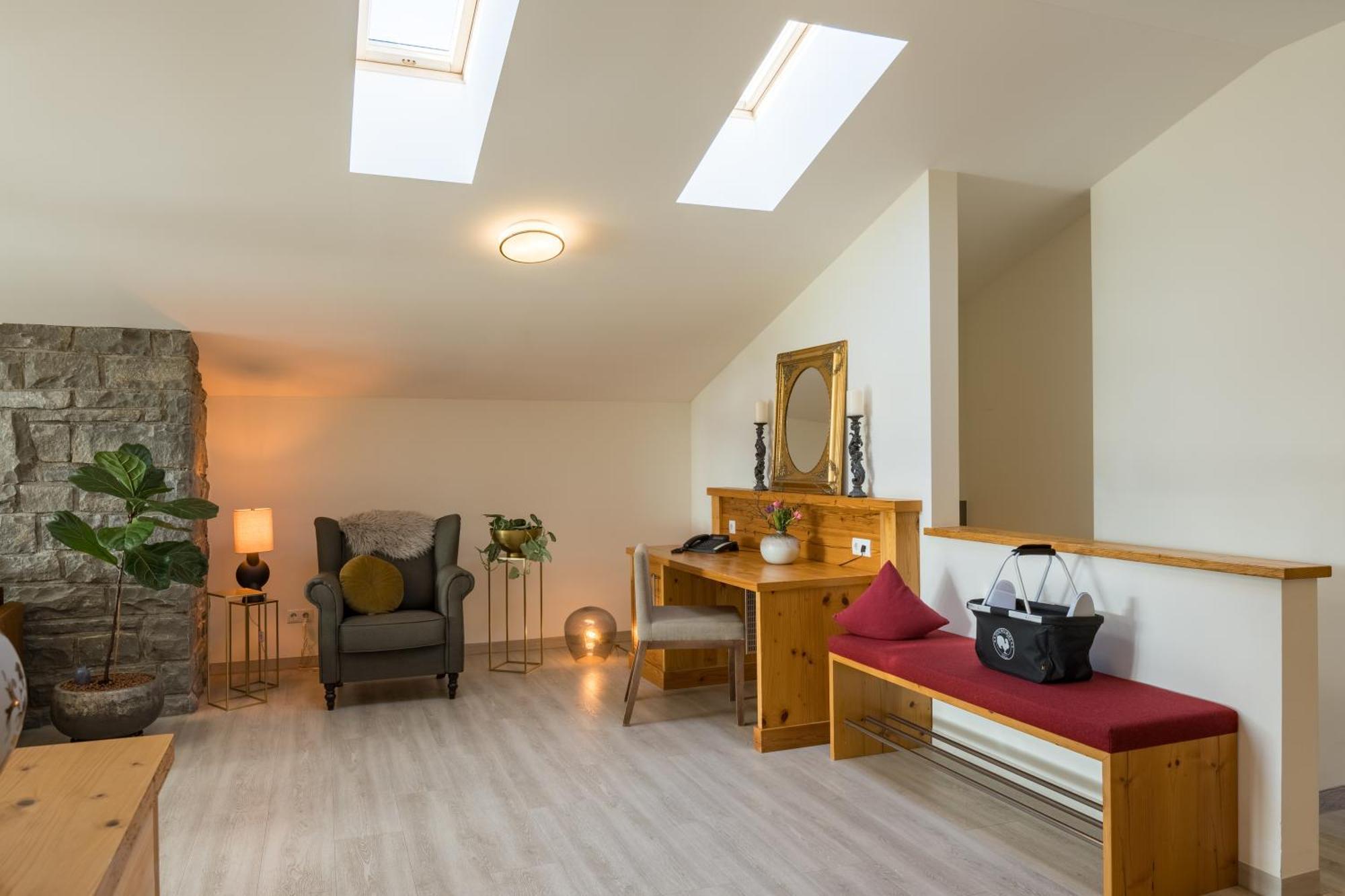 Landhotel Gockelwirt Eisenberg  Zewnętrze zdjęcie