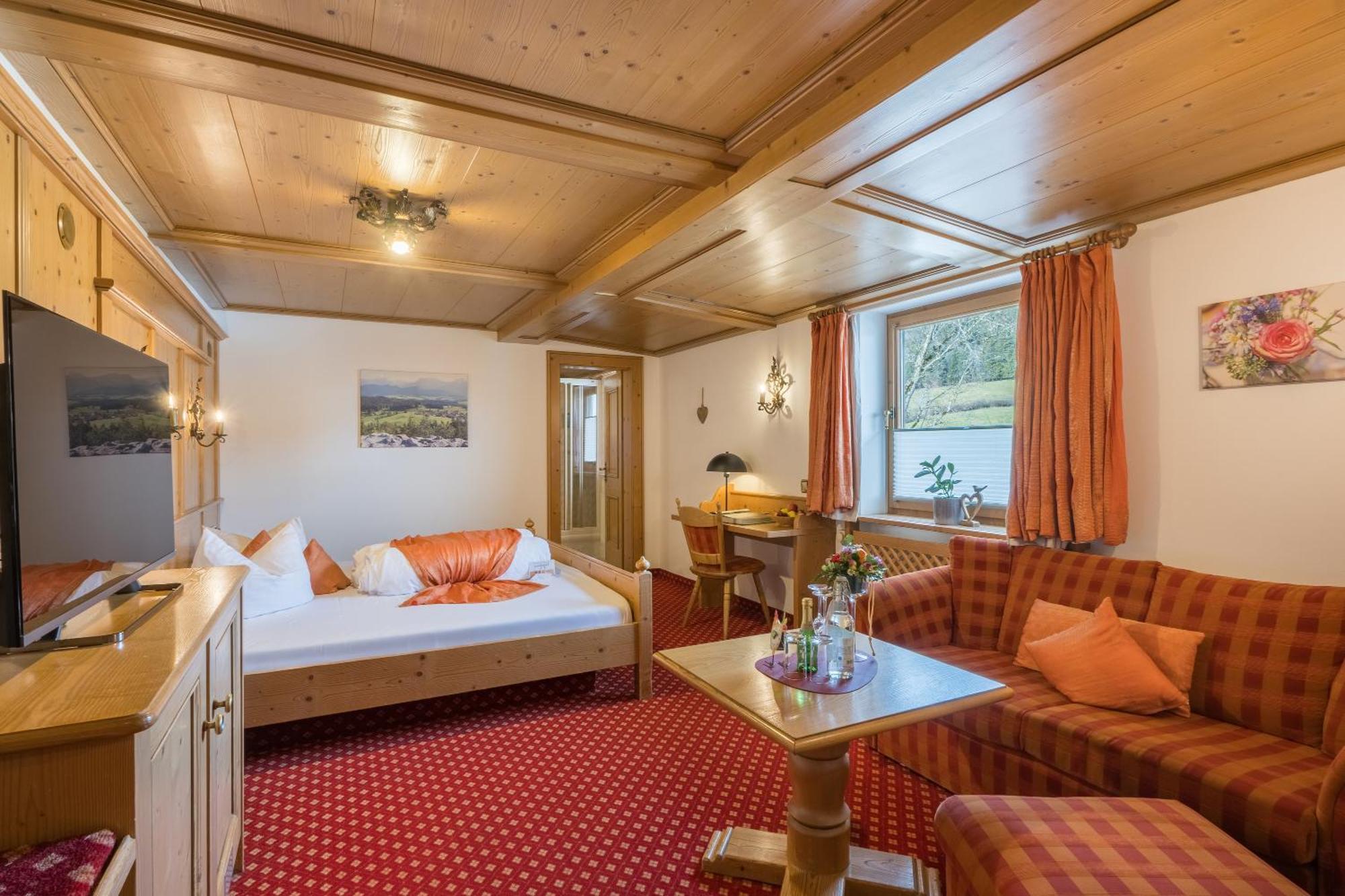 Landhotel Gockelwirt Eisenberg  Zewnętrze zdjęcie